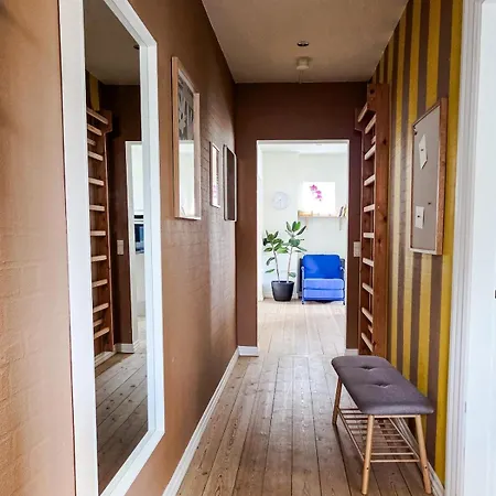 Large Cozy, Good Location, Open Terrace R 32 Lejlighed *